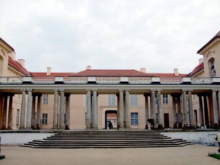 Schloss Rheinsberg Säulengang