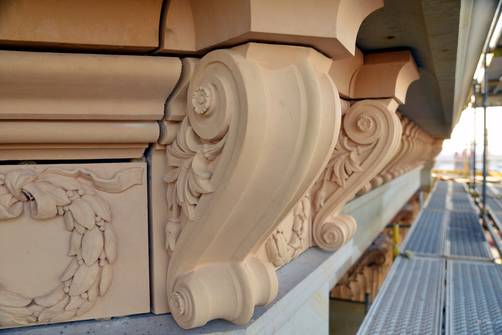 Brackets and laurel wreath, terracotta