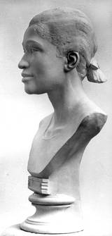 Portrait bust Mrs. Williams, model in plaster